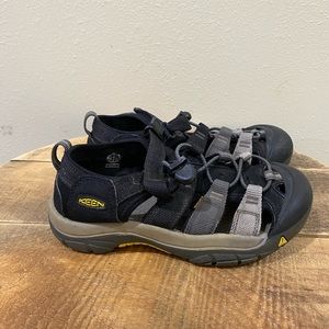 Boys Keen Newport H2 Sandals Size 3